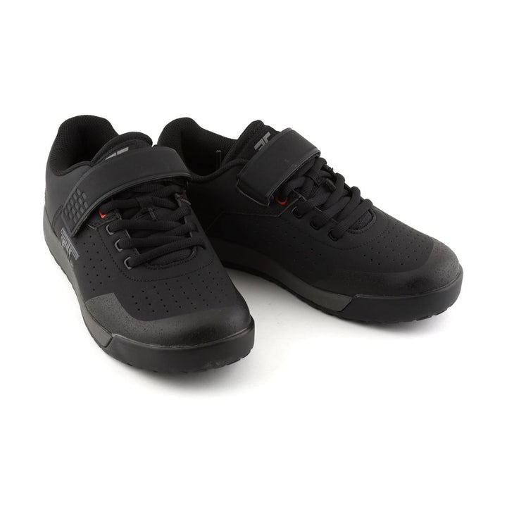 Hellion Clipless Shoes
