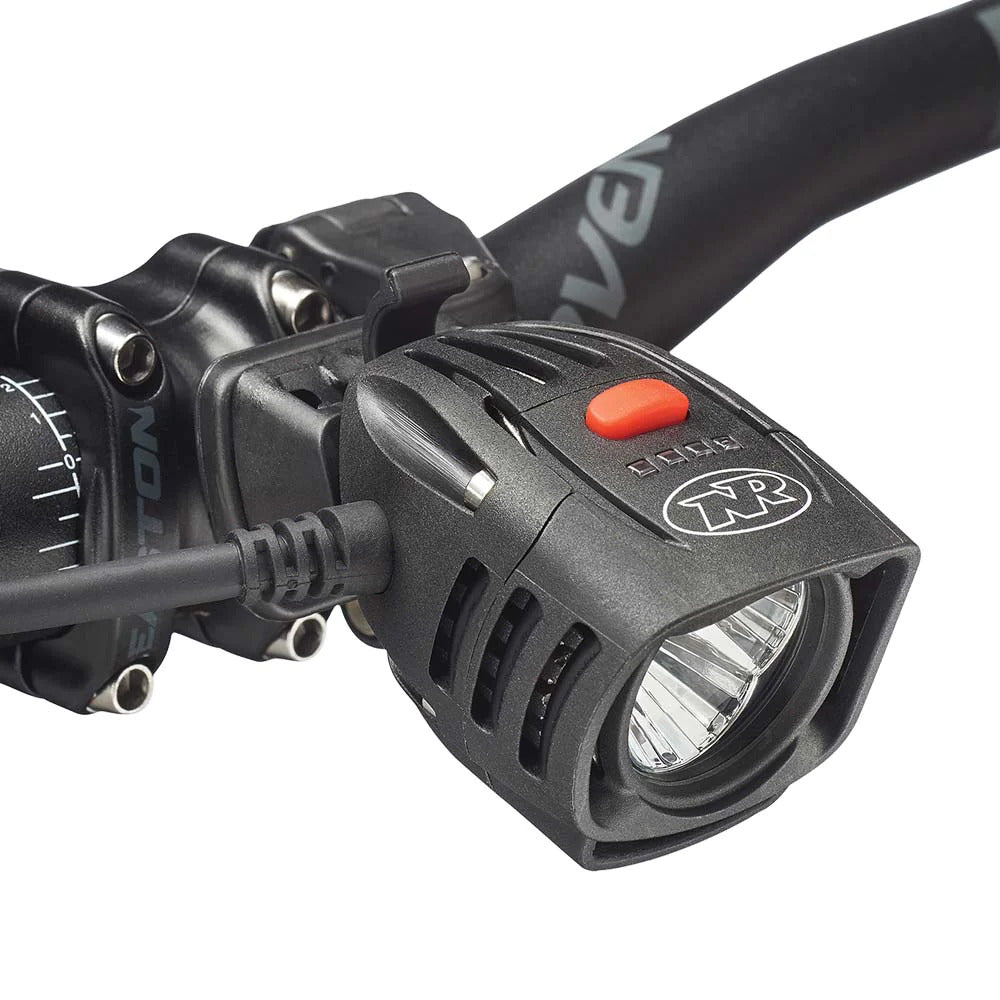 Pro 2200 Race (4 Cell) Front Bike Light