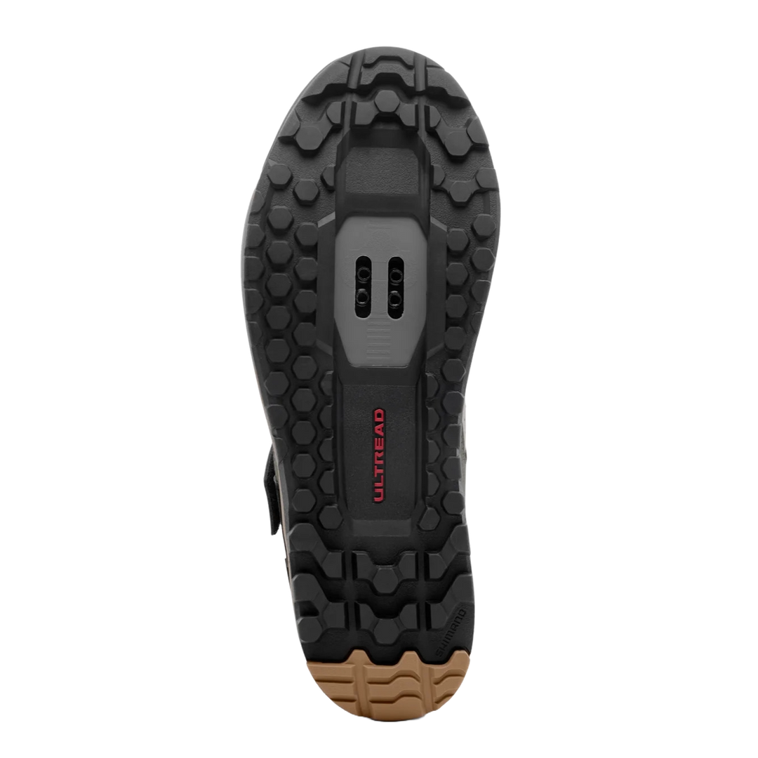 GE700 Shoes
