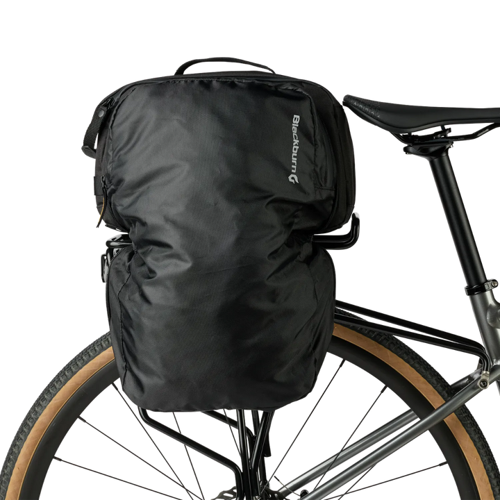 Grid Trunk Bag