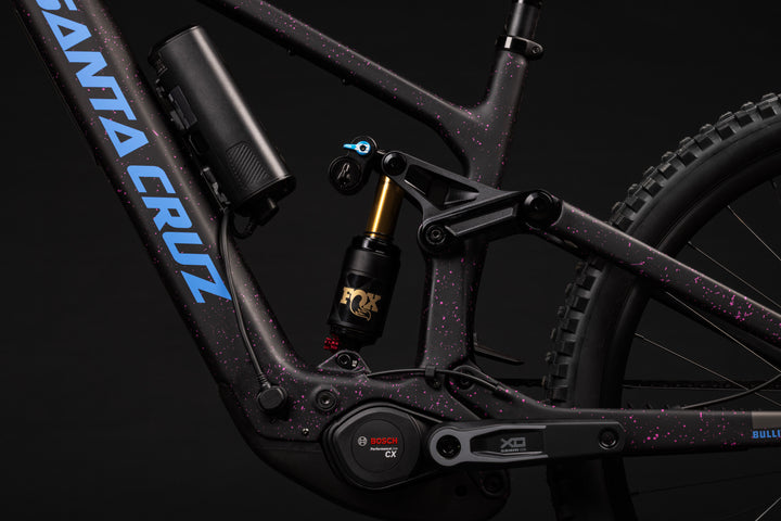 Bullit 4 CC Podium Limited Edition - Black/Pink Splatter