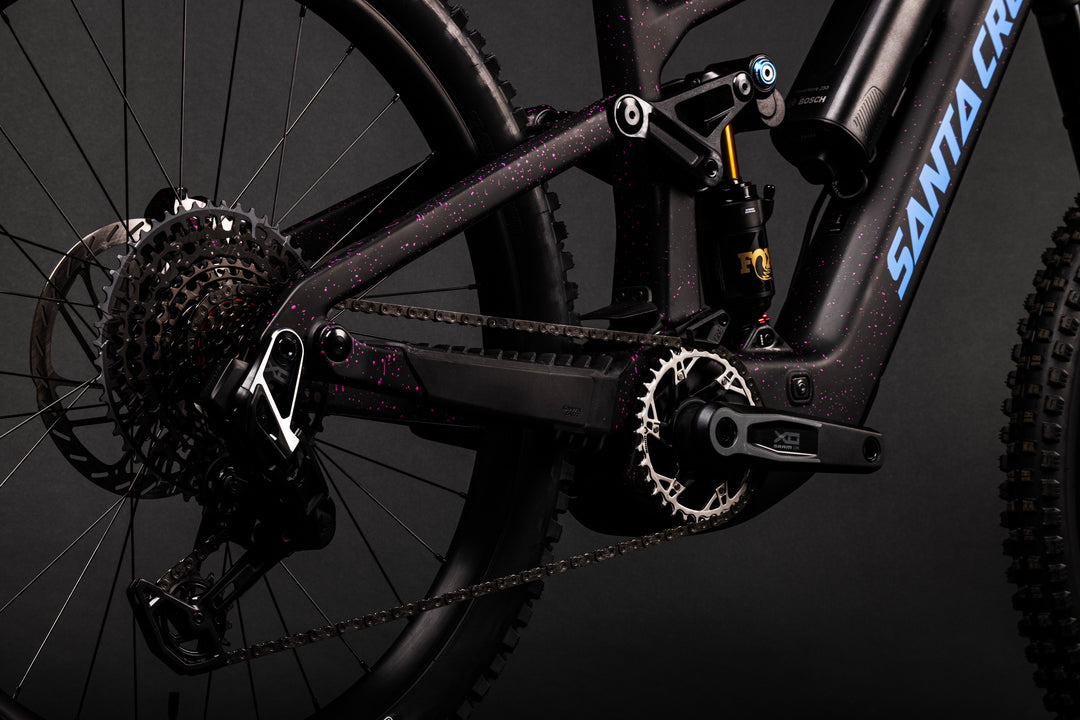 Bullit 4 CC Podium Limited Edition - Black/Pink Splatter