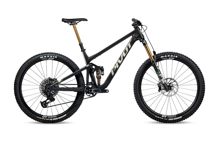 Pivot Switchblade V6 Pro X0 AXS (Carbon Wheels) - Stealth Mojave