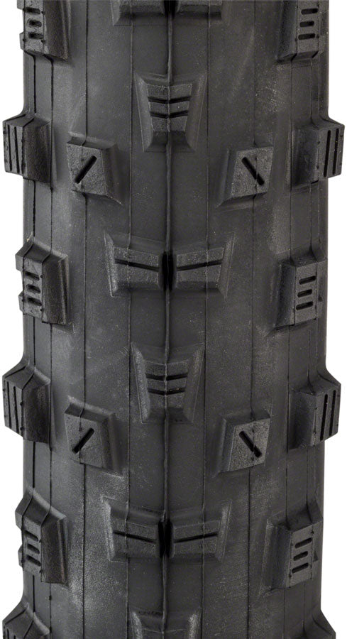 Forekaster Wire Bead Tire