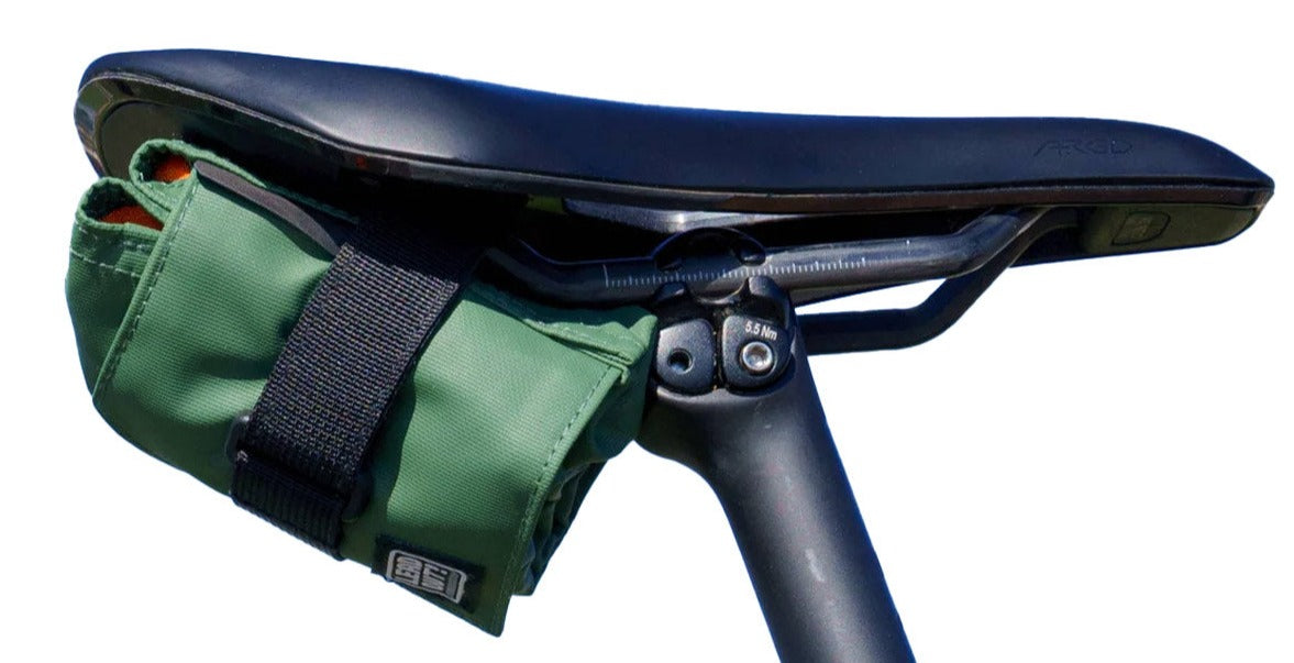 Minimalist saddle bag sale